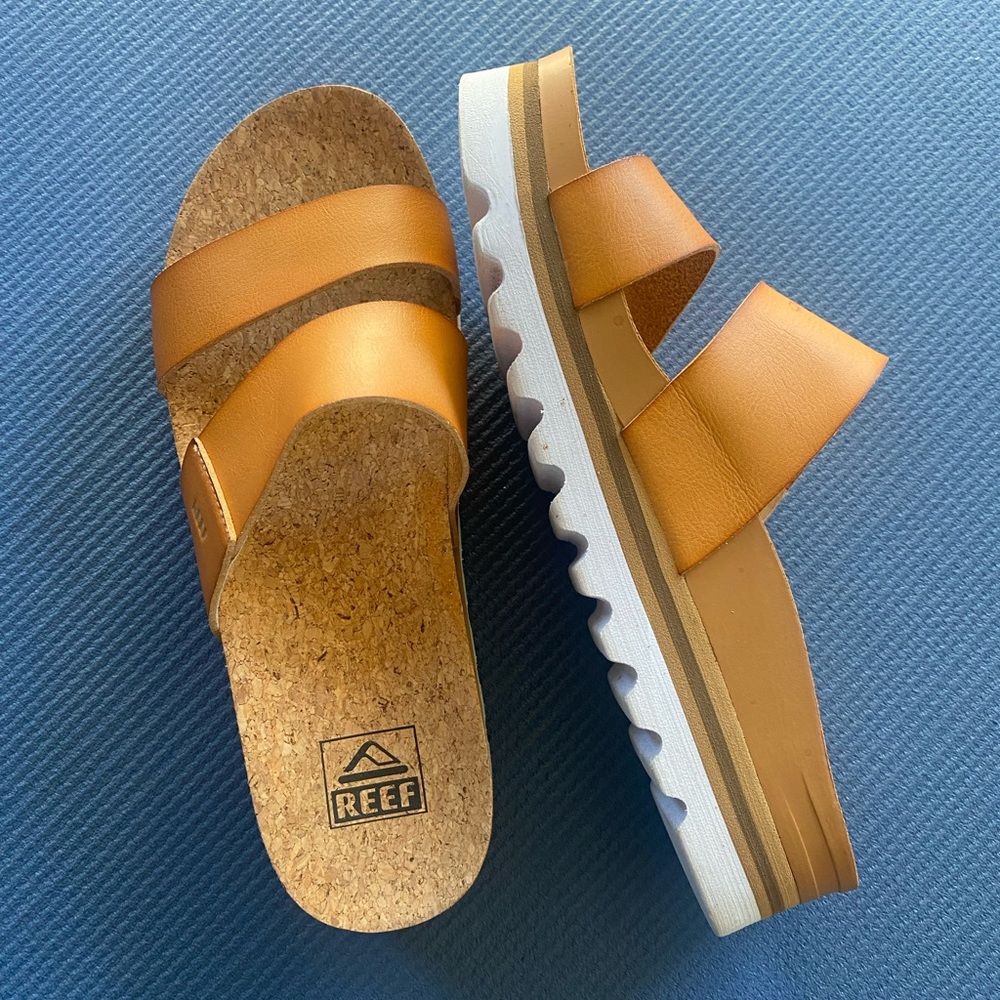 Women’s reef vista Hi cushion sandal 8.5